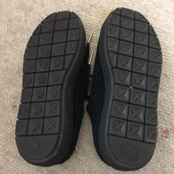 Puma suede platform shoes size 9 black - Picture 3 of 7